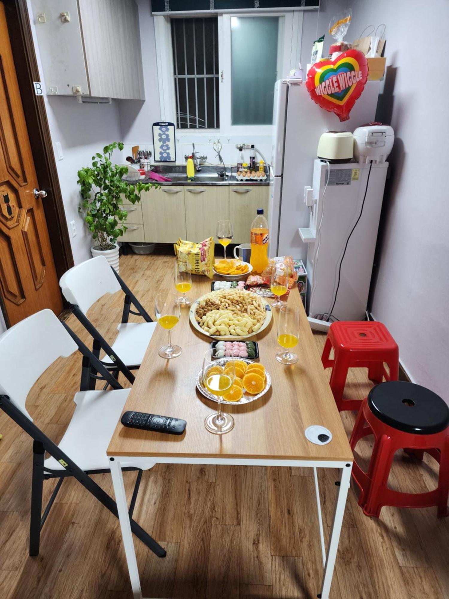 Disco Pangpang Guesthouse Inczhon Pokój zdjęcie